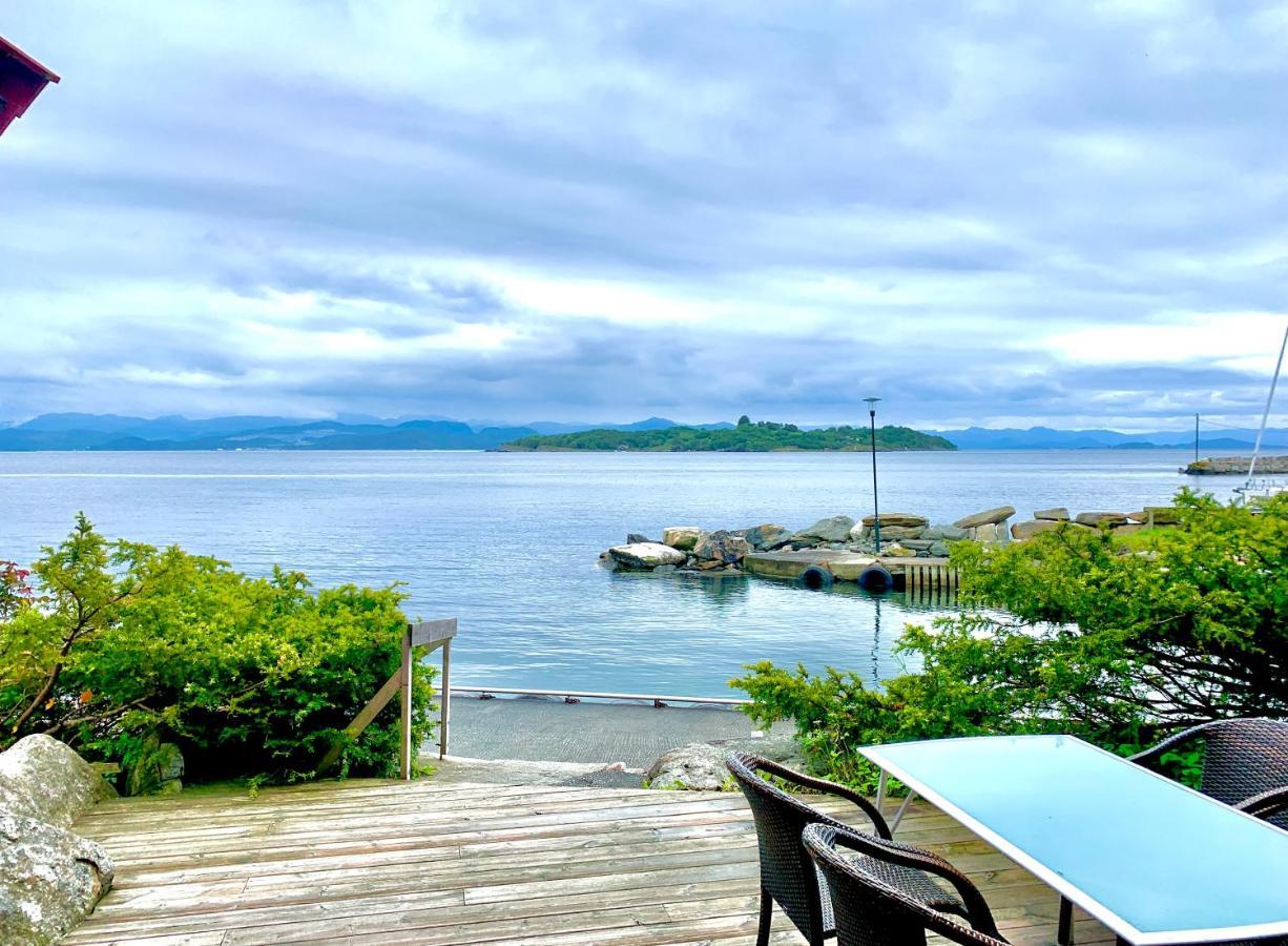 Sjoberg Hotell Og Ferie Leiligheter Østhusvik Exterior foto