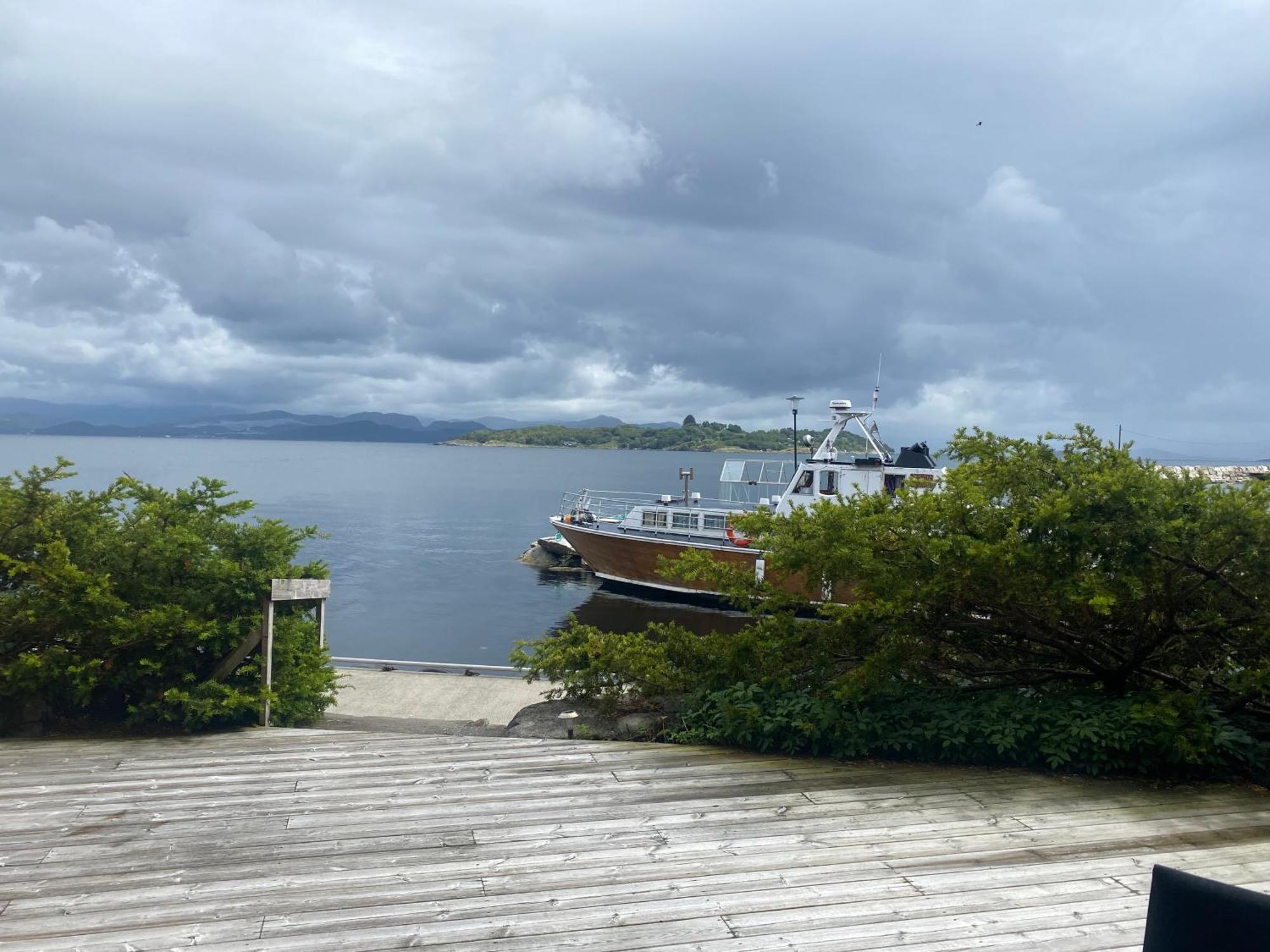 Sjoberg Hotell Og Ferie Leiligheter Østhusvik Exterior foto